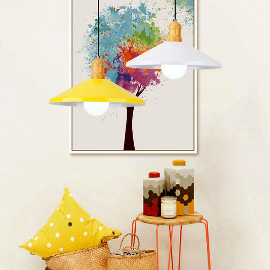Captivating Coolie: A Stylish Pendant for Modern Kitchens