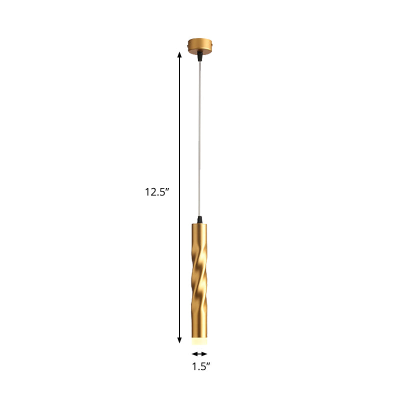 Eliana Captivating Rope Pendant: Modern Elegance in Gold