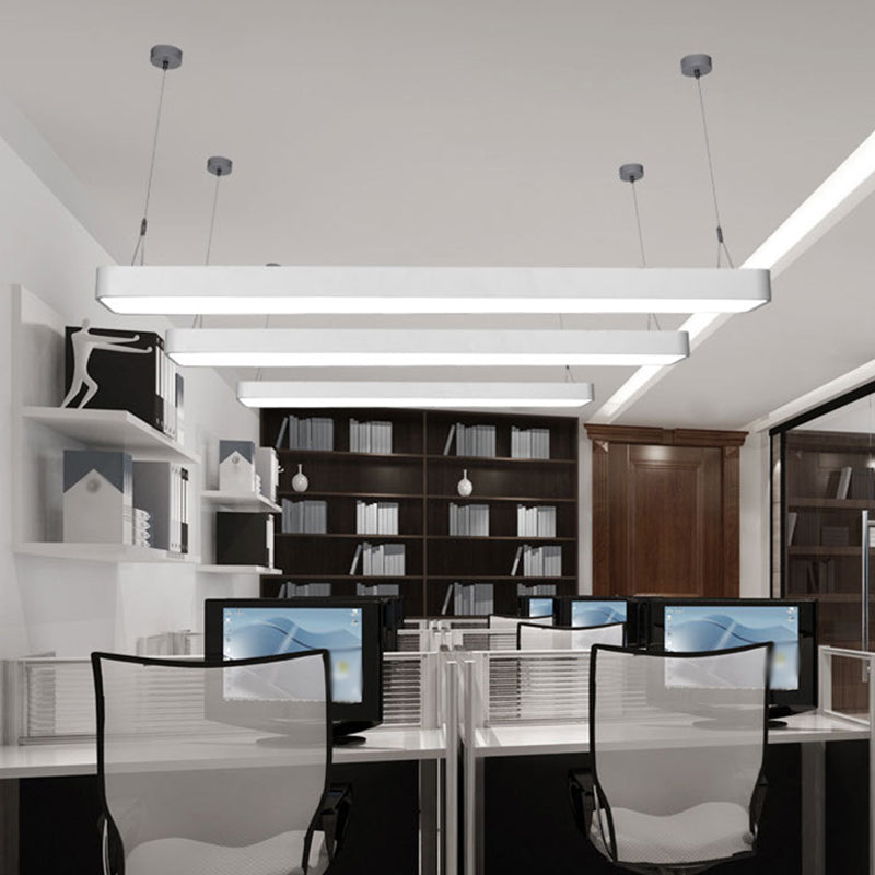 Amelia's Elegant Rectangle Pendant: Modern Illumination in Black & White