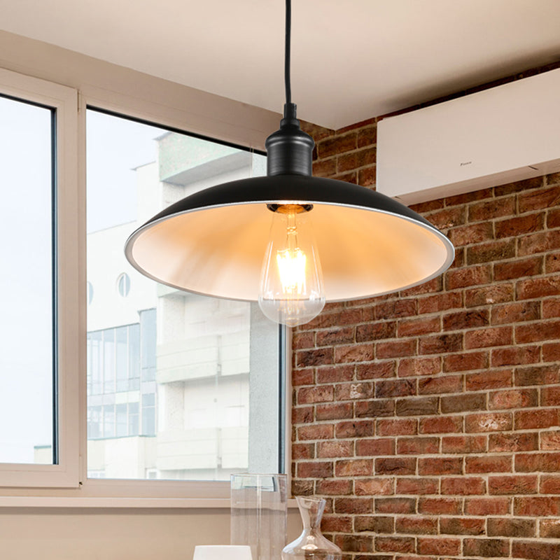 Unveiling the "Blake" Industrial Pendant Light: A Versatile Gem for Restaurants