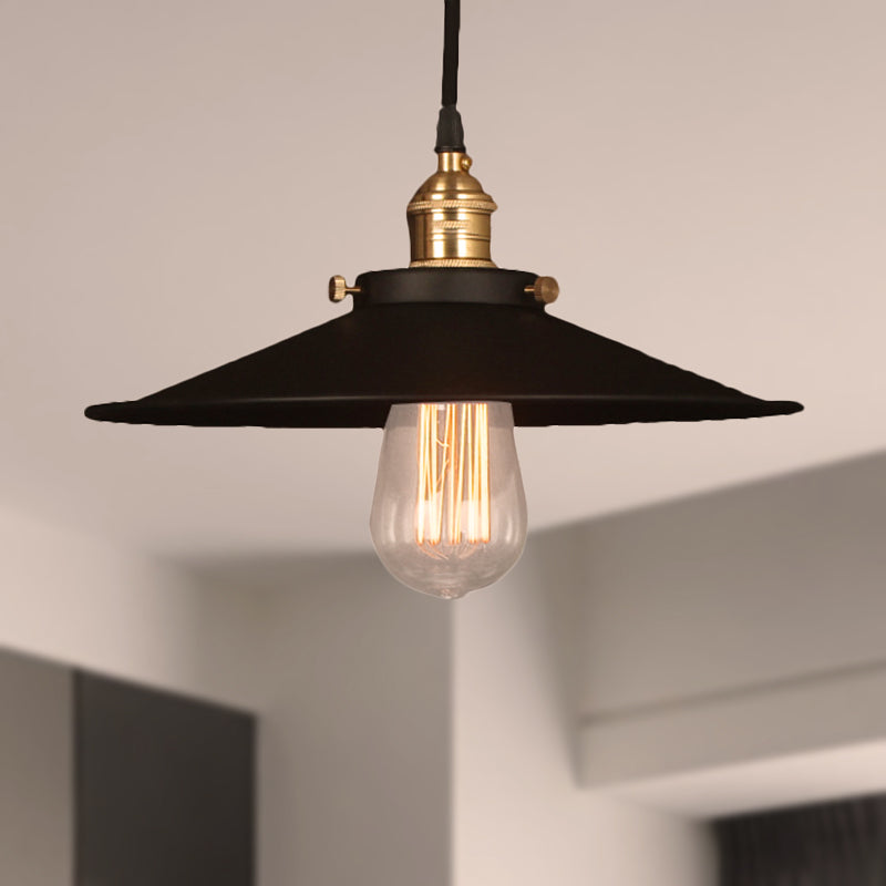 Industrial Elegance and Adjustable Illumination: The Conic Ceiling Pendant