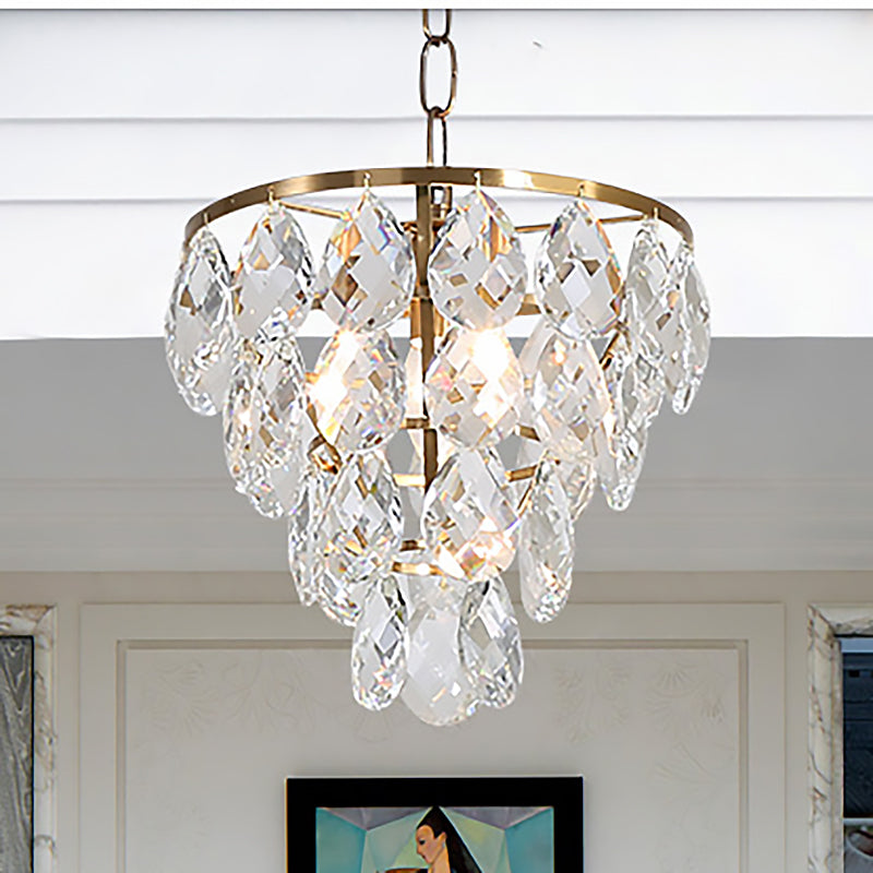 Clara's Modern Teardrop Pendant: Add a Touch of Sparkling Elegance