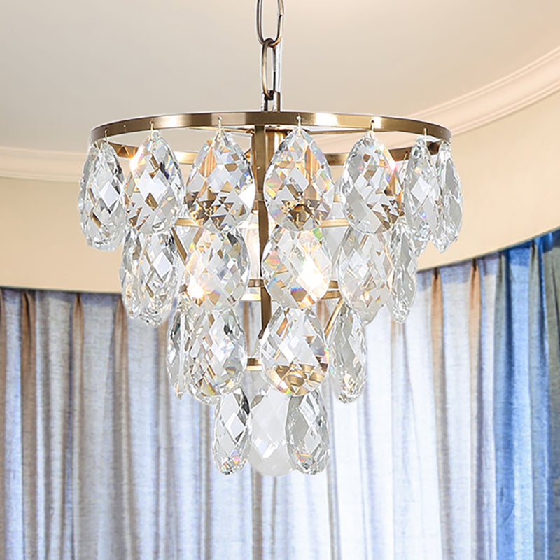 Clara's Modern Teardrop Pendant: Add a Touch of Sparkling Elegance