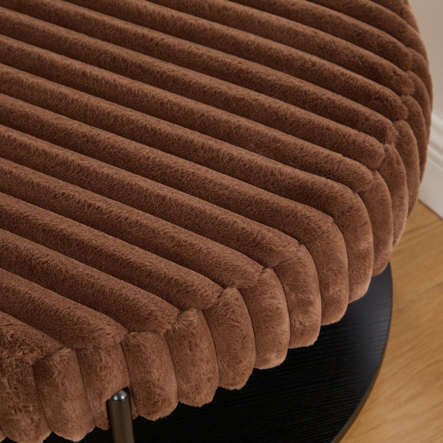 Upholstered Round Ottoman Coffee Table Foot Rest with Black Metal Legs, Brown Faux Fur, 30.9'