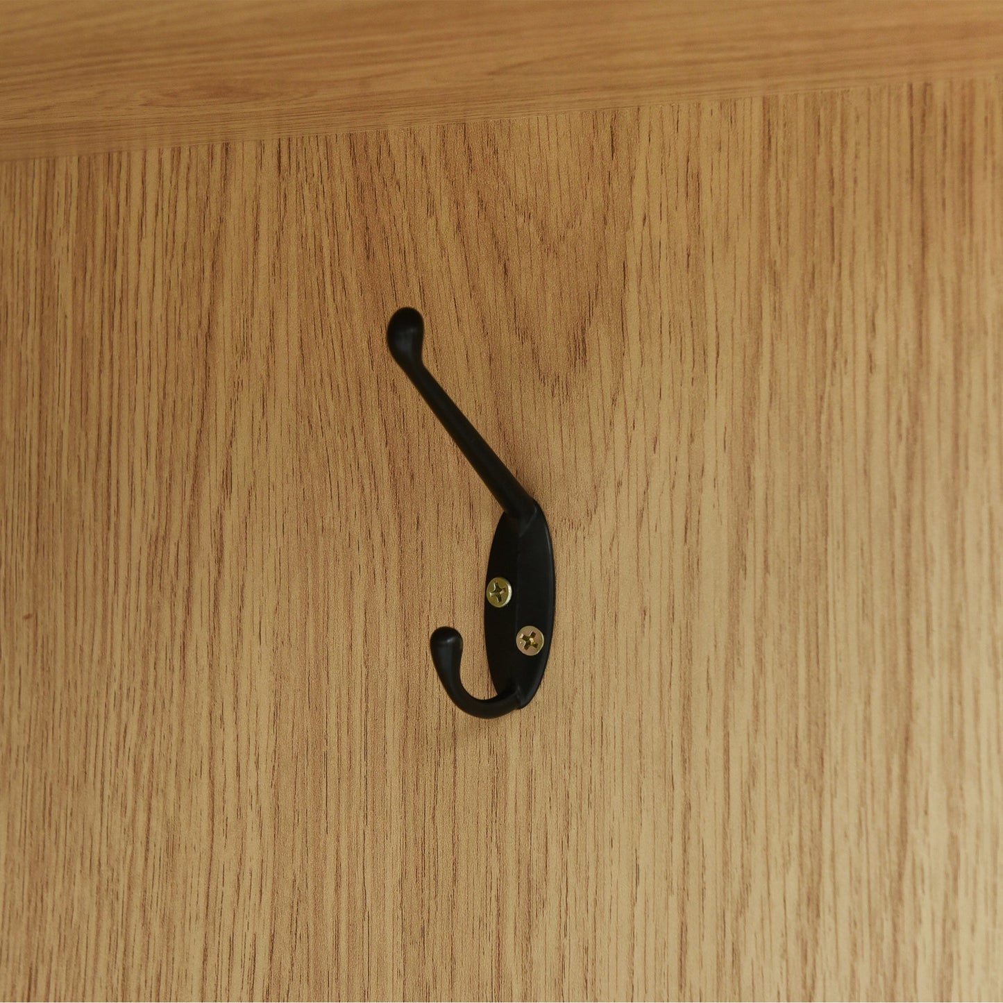 Home & Living: by