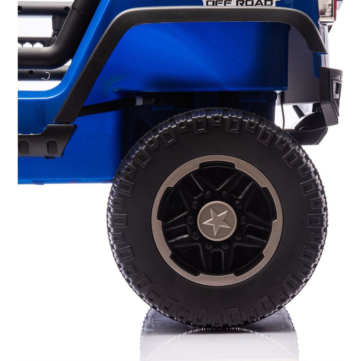 24V Two-Seater Kids Ride On Truck Car W/Parents Control,200wx2,Seat width 20.28in,Four-wheel Suspension,LED Lights,Music,MP3,Bluetooth,Two independent seat belts,Suitable for off-road For Kids Aged 3+