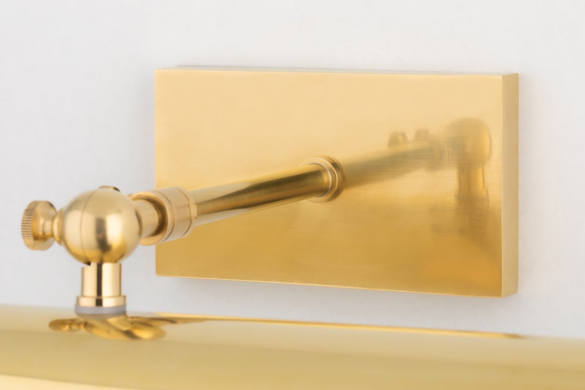 Weldon Picture Light in Aged Brass, Small