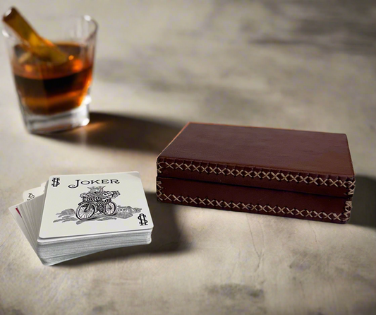 Outdoor Living: La Reina | Playing Card Box by Bati