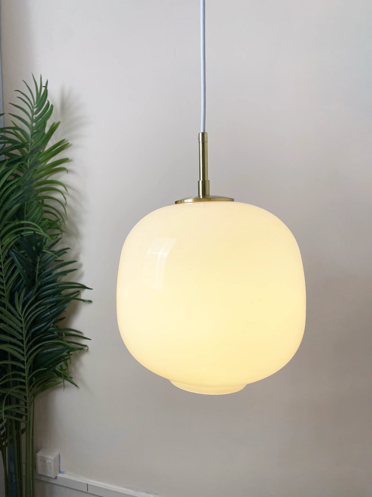 Radiohus Glass Pendant Lamp