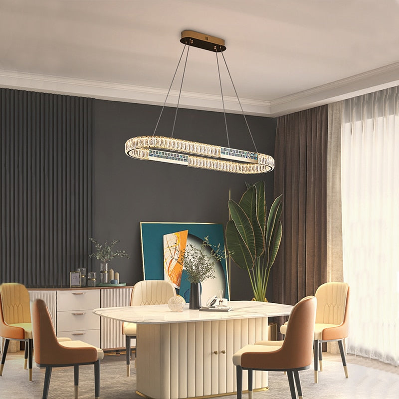 Evelyn's Elegance Chandelier - Chic Wall/Pendant Light with Luxurious Shell Design