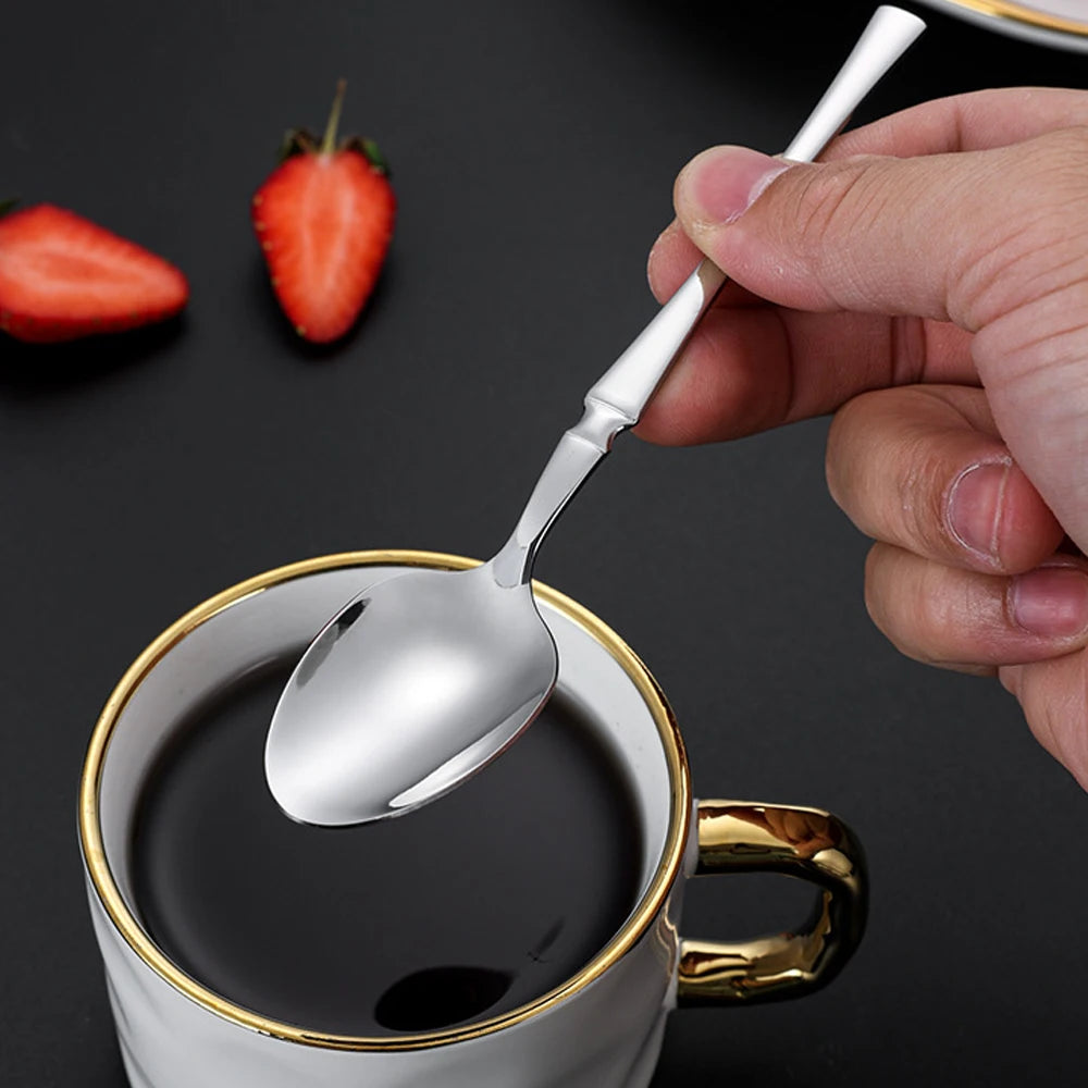 24pcs Silver Cutlery Set Stainless Steel Tableware Knife Fork Coffee Spoon Dinnerware Dishwasher Safe Dinner Cutlery