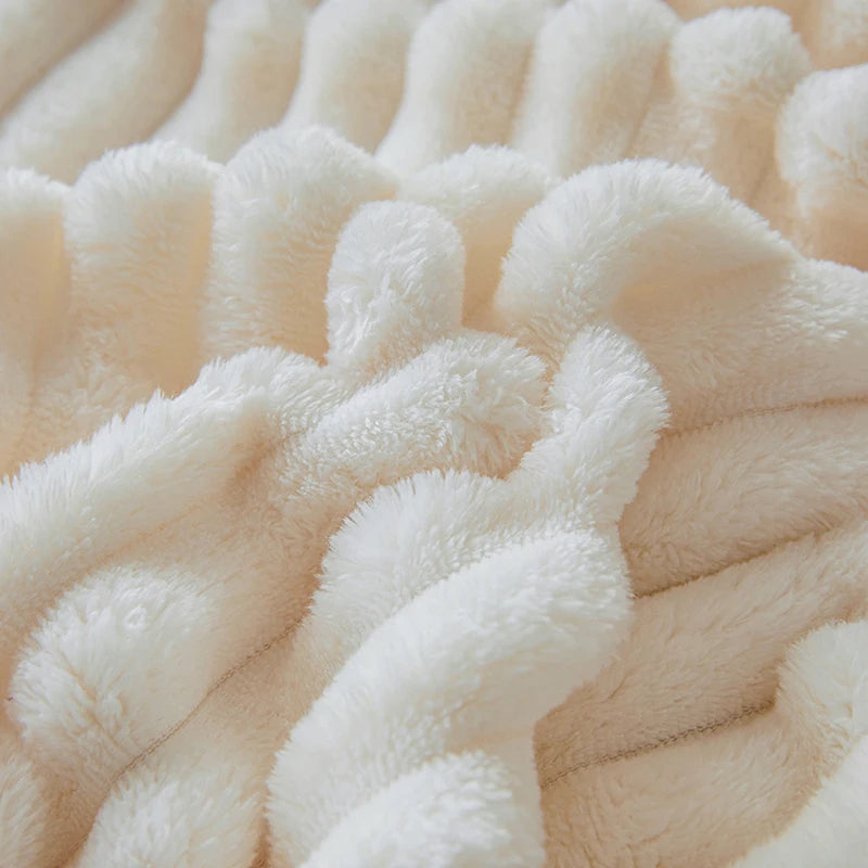 VividTwill 1pc Fluffy Coral Velvet Blanket Air-Conditioned Flannel Plush Comfortable Thickened Warm Soft Throw Blanket Bed Cover