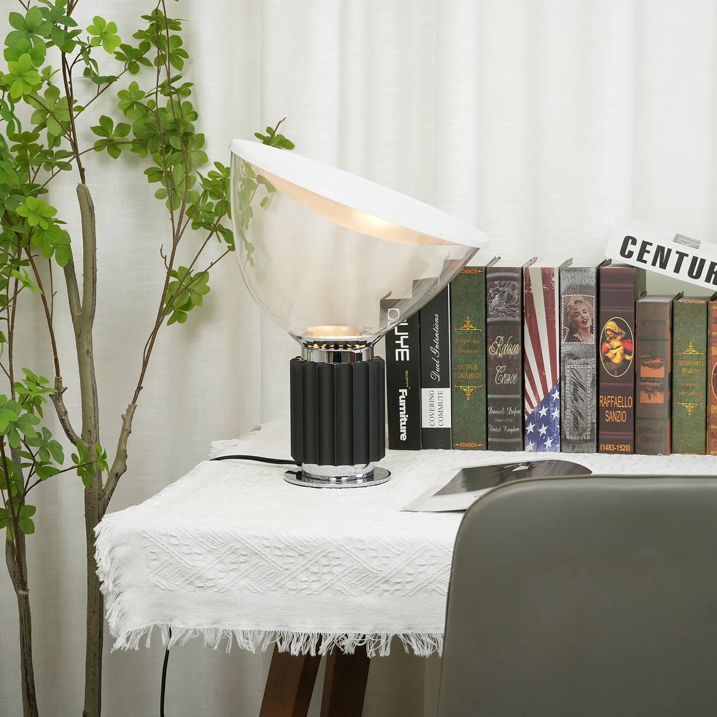 Taccia Glass Table Lamp