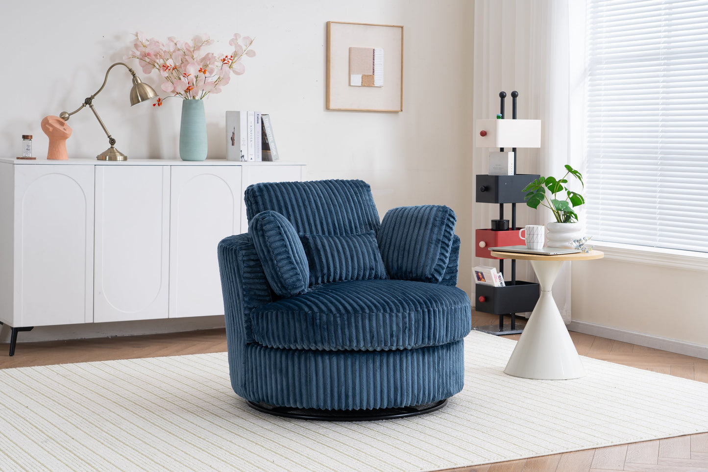 Home & Living: by