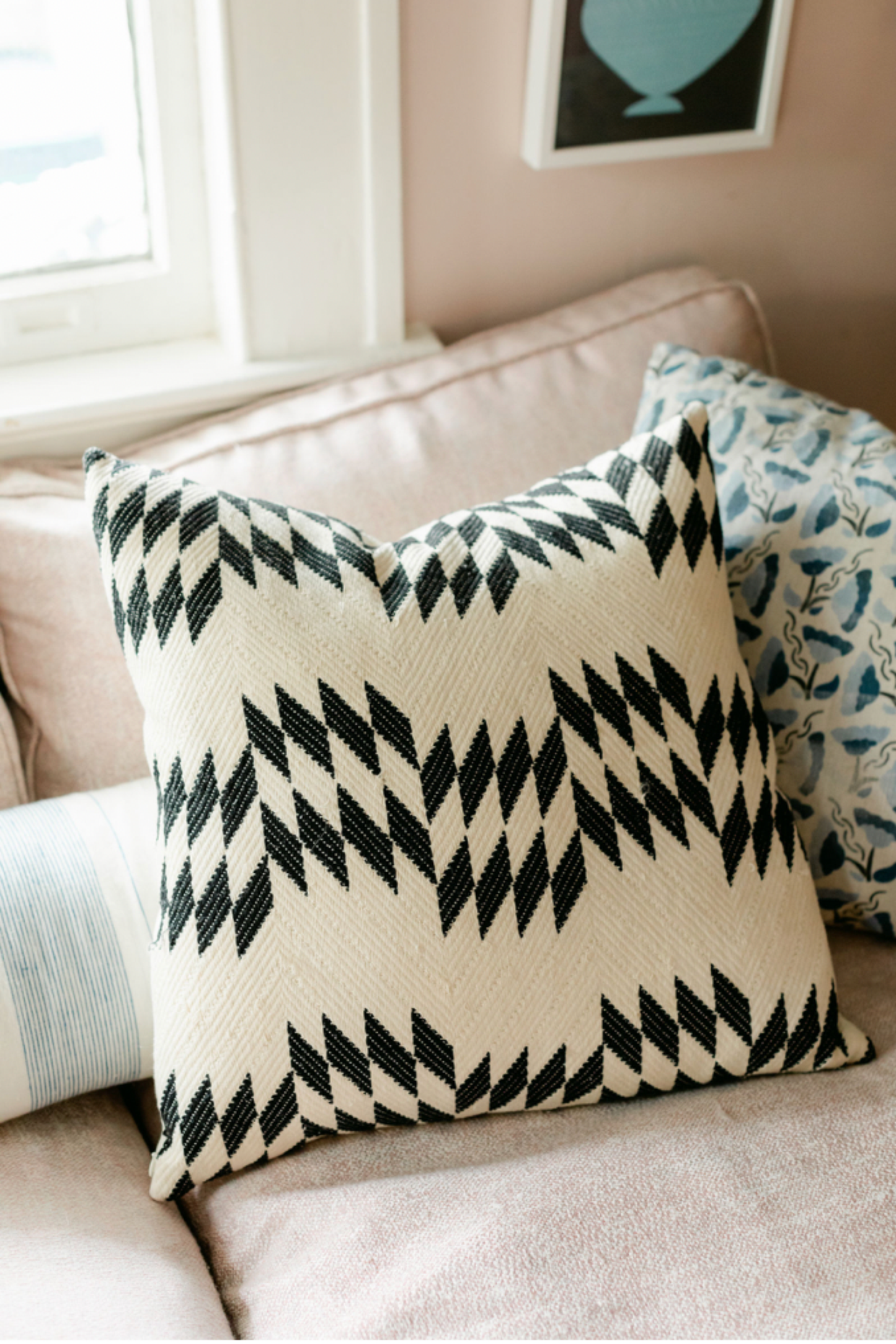 Backordered: Almolonga Quilt Pillow - Black and Natural White -  12" x 20"
