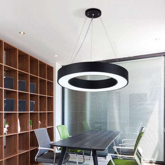 Avery's Airy Ambiance: Minimalist Black Hoop Pendant Light
