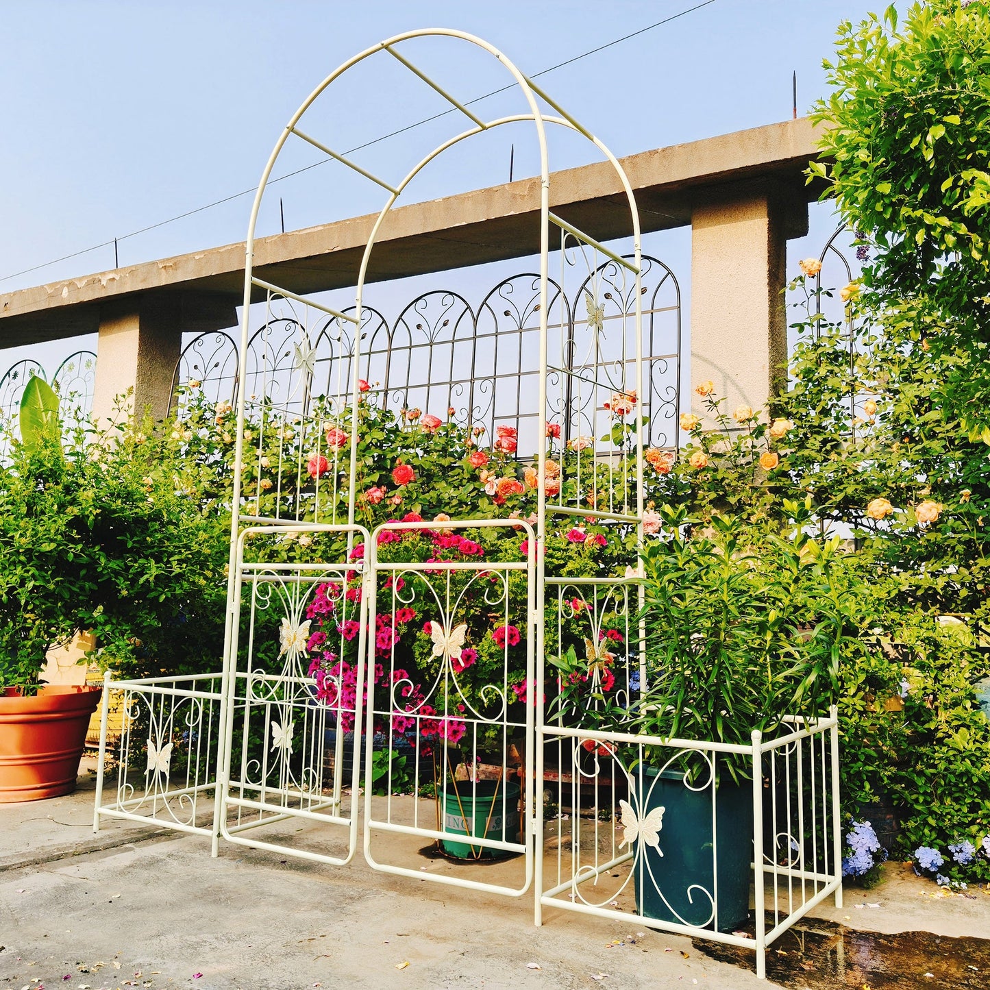 Metal Garden Arch with Gate 79.5'' Wide x 86.6'' High Climbing Plants Support Rose Arch Outdoor Cream White