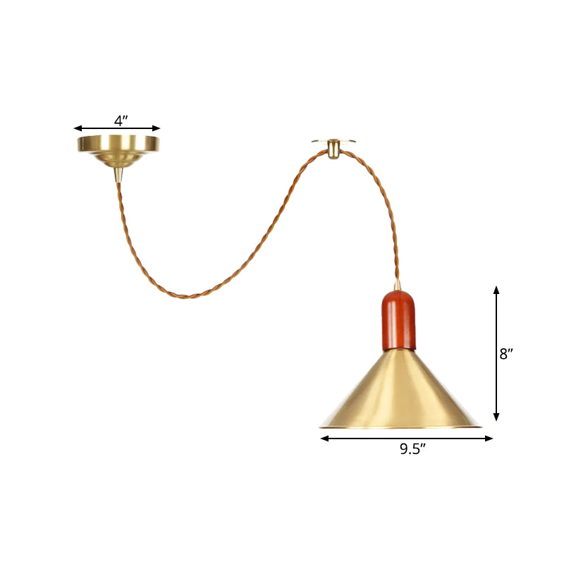 Eleanor's Golden Glow: Expandable Pendant for Vintage Elegance (Gold, 1-Light)