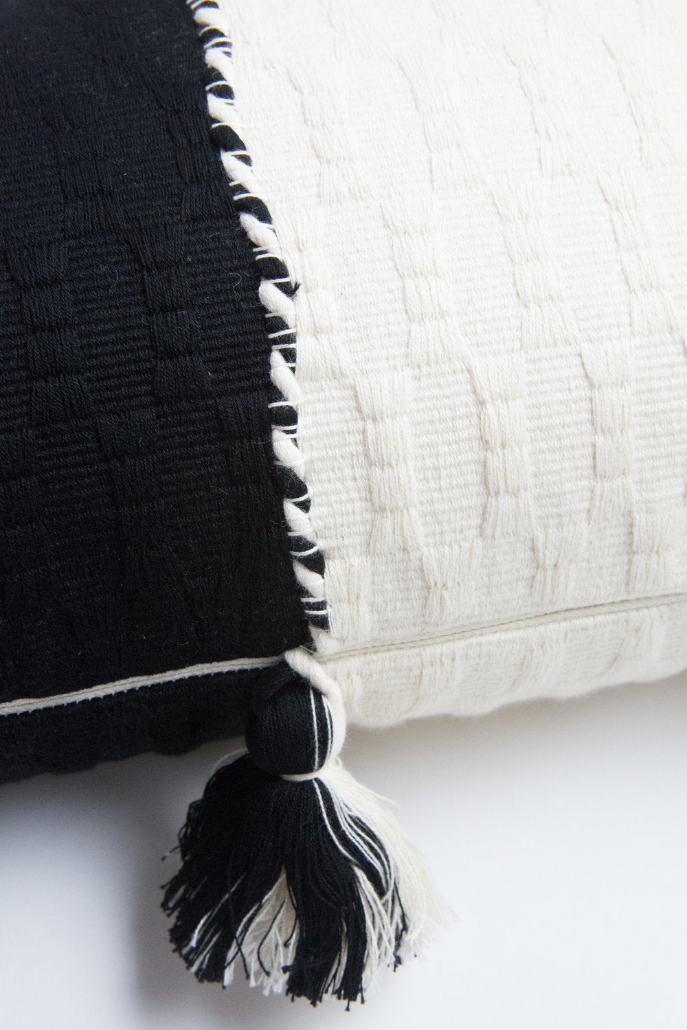 Antigua Pillow - Black &amp; Natural White Colorblocked