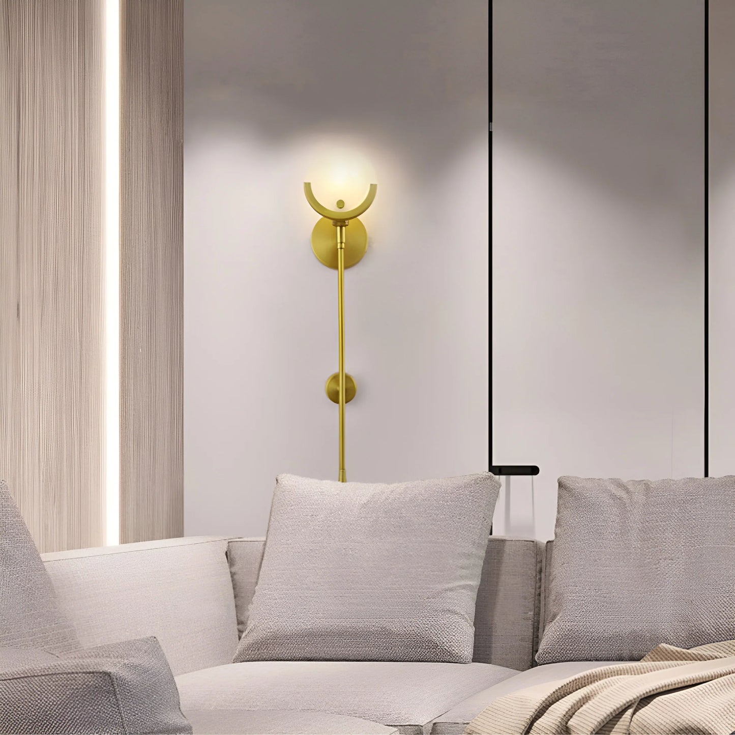 Alabaster Ava Brass Wall Lamp