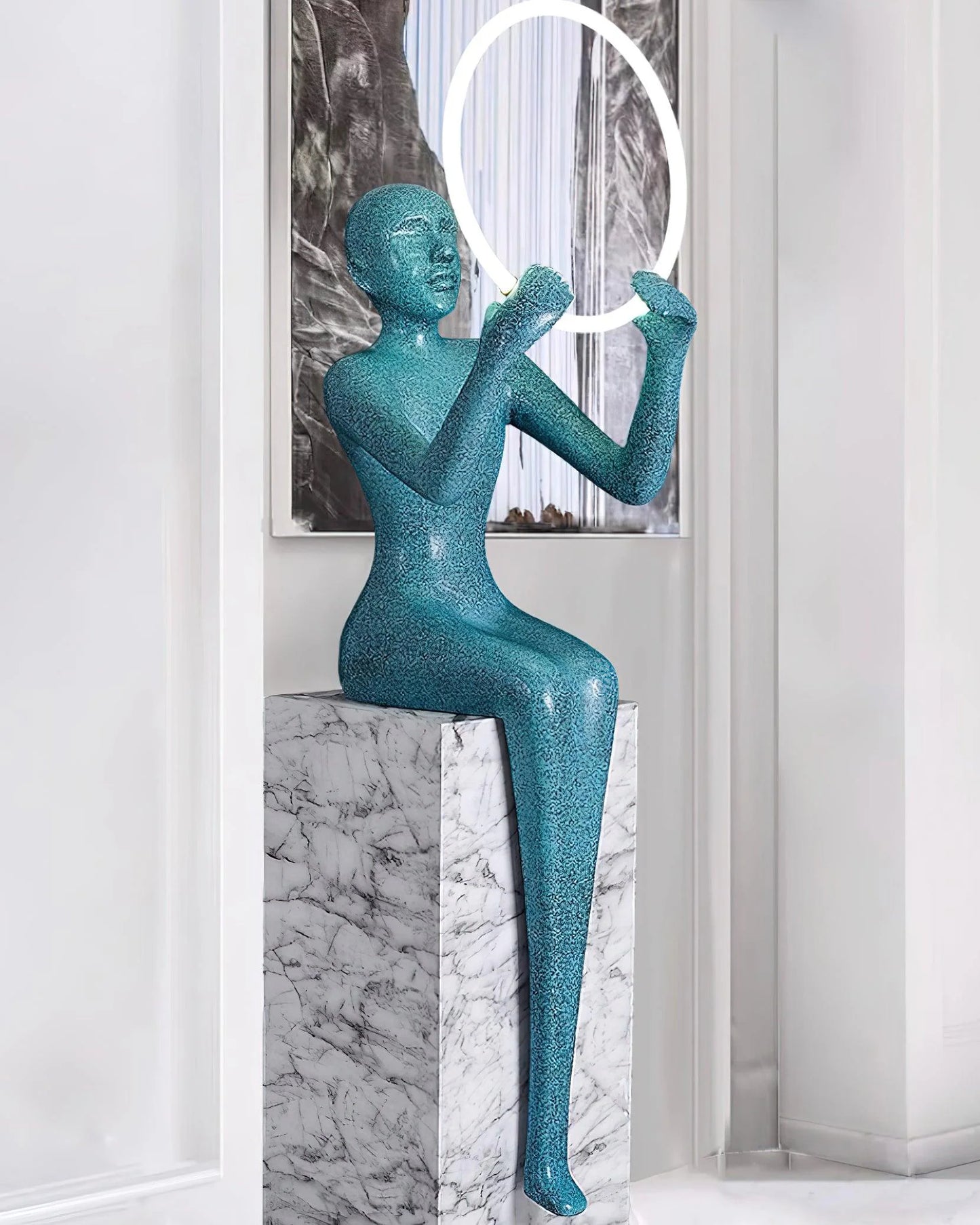 Bella Sitting Sculpture Floor Lamp