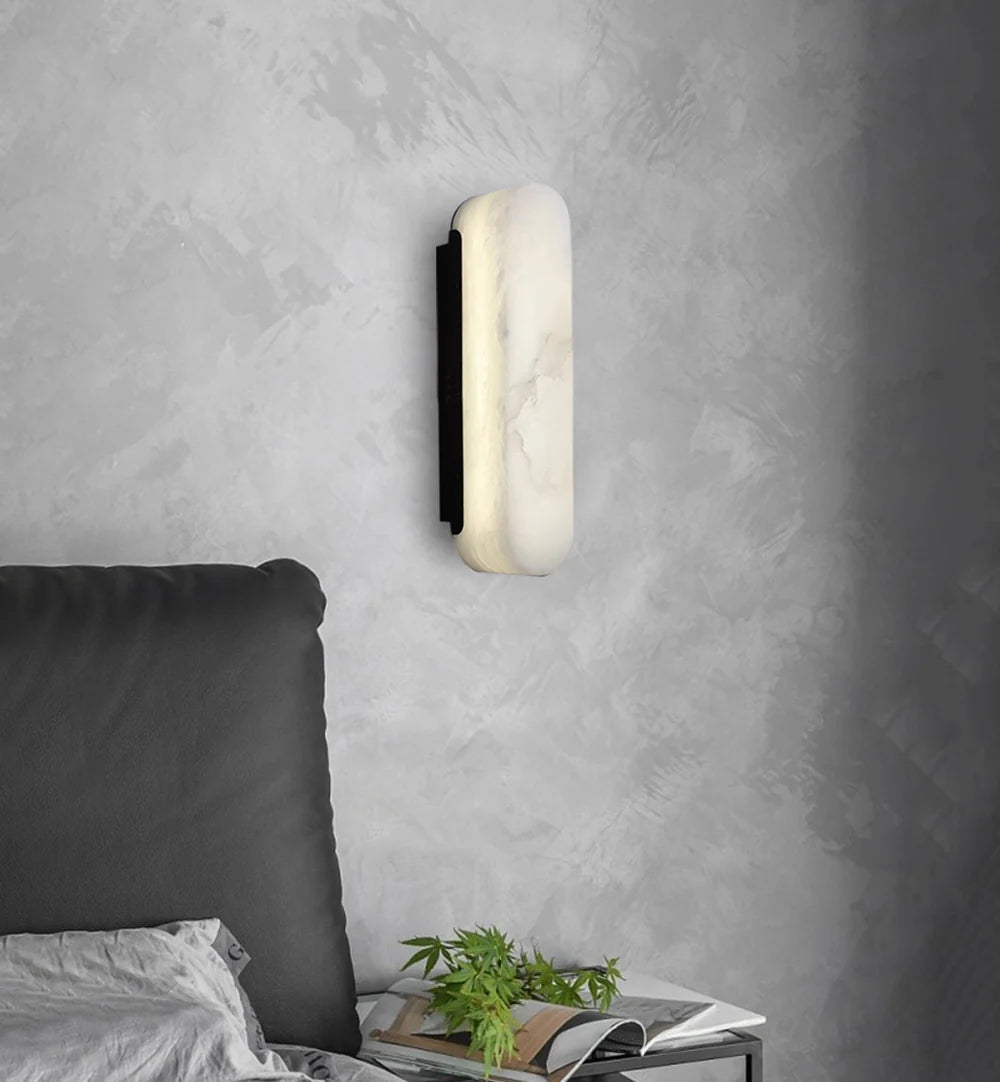 Luxury Alabaster Vertical Wall Lamp