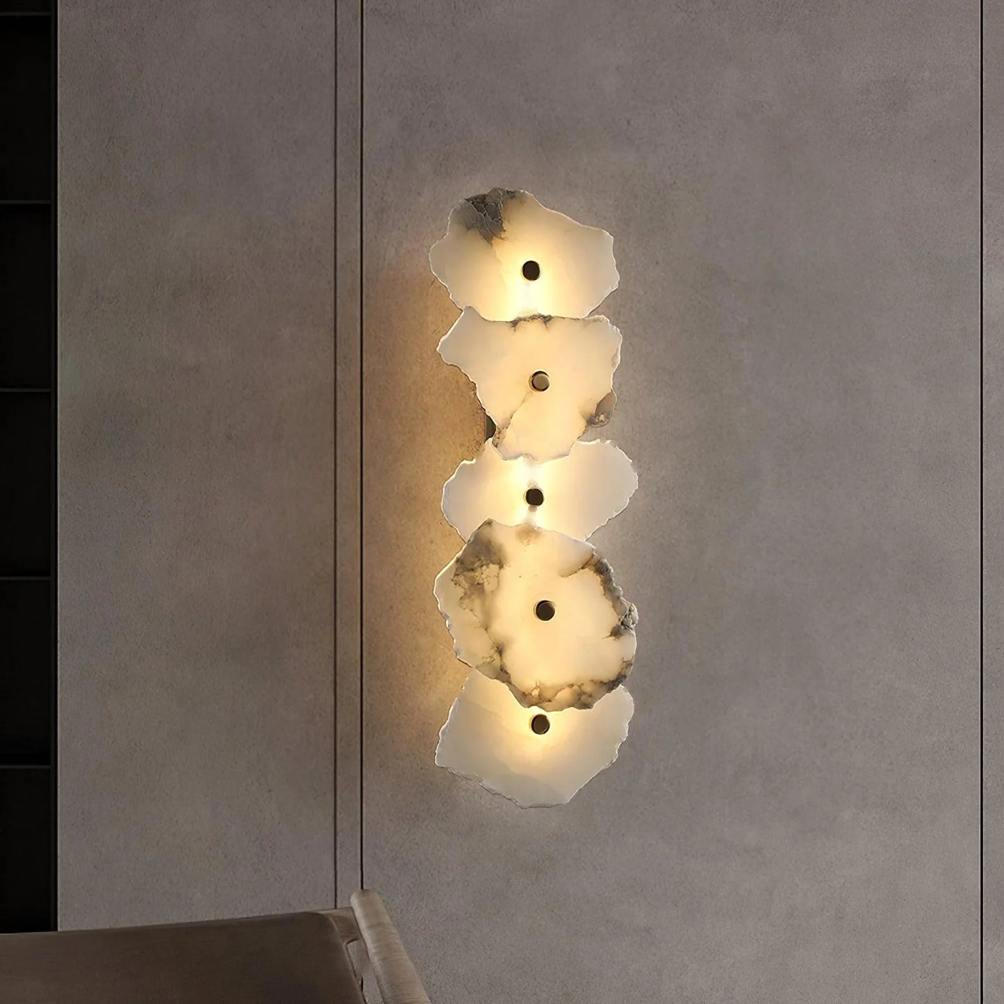 Petra Wall Lamp