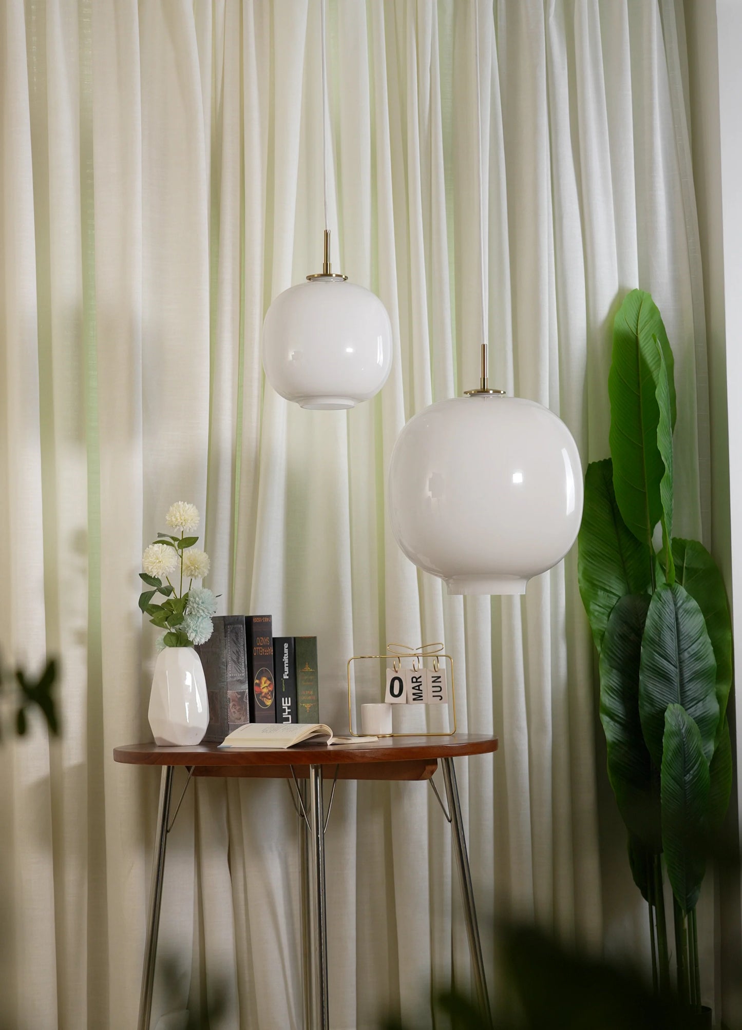 Radiohus Glass Pendant Lamp