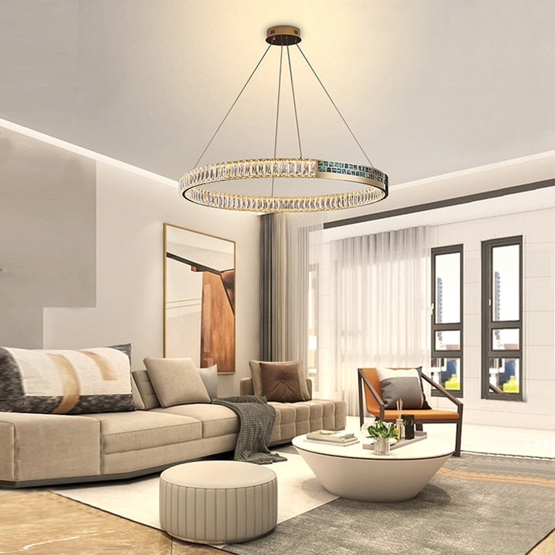 Evelyn's Elegance Chandelier - Chic Wall/Pendant Light with Luxurious Shell Design