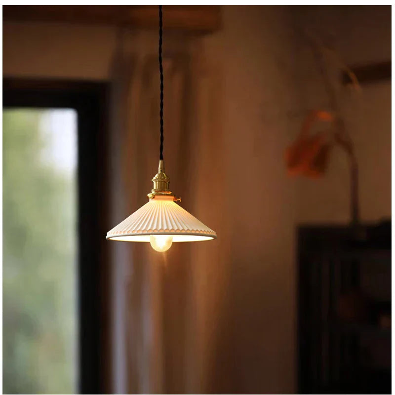 Modern Brass Pendant Light - Adjustable and Rustic, Perfect for Kitchen Islands and Living Rooms