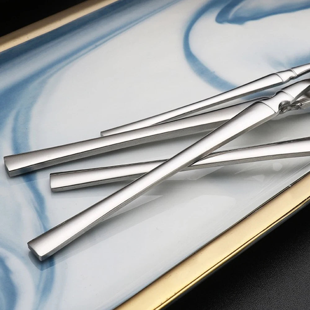 24pcs Silver Cutlery Set Stainless Steel Tableware Knife Fork Coffee Spoon Dinnerware Dishwasher Safe Dinner Cutlery