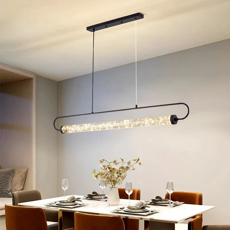 Elegant Chandelier for Dining Room - Stylish Pendant Lighting Fixture for Indoor Decor