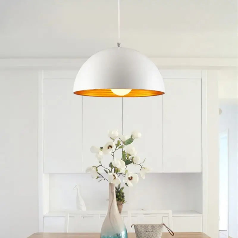 Retro Pendant Light - Industrial Elegance for Restaurant Decor