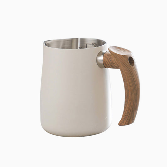 Thickened Milk Jugs For Latte, Cappuccino And Frothing Milk