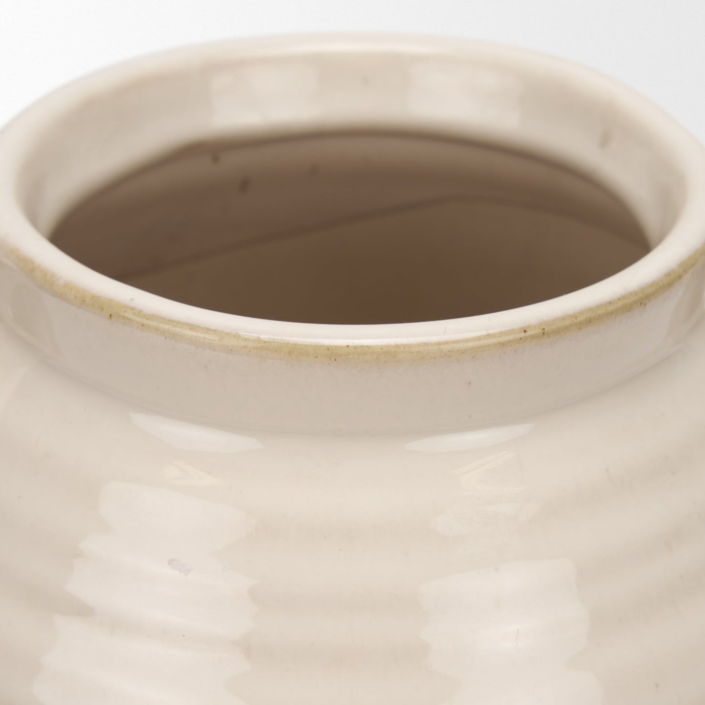 Wells Two Tones Urn Small